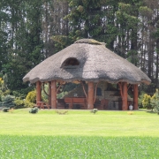 Sielska altana strzechą kryta